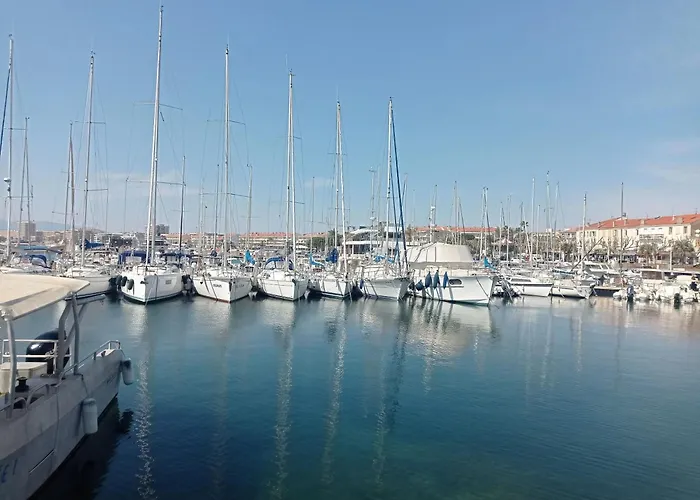 Cosy A Saint-raphael - 65 M² - Jardin Prive 公寓